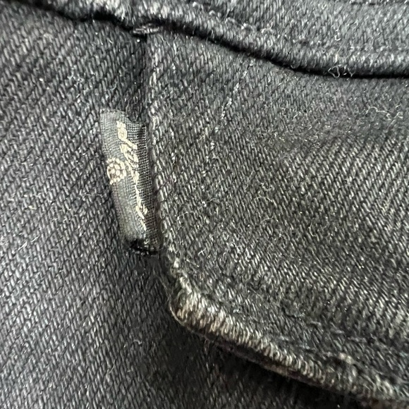 Levi’s Trucker Denim Jacket Womens Medium Faux Fur Collar Jean Black - Picture 2 of 3